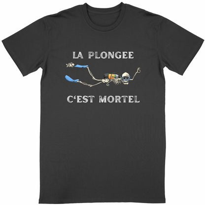 T-shirt plongée 100% bio halloween: Un squellette plongeur dévoré par un poisson monstre